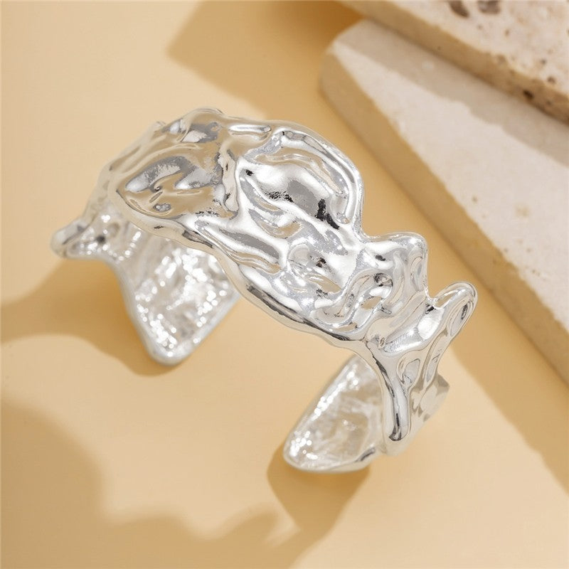 10832768